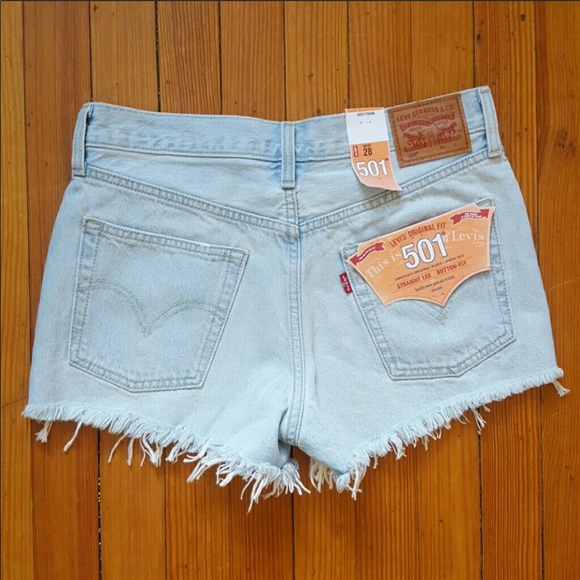 Levi's Pants - Levi denim shorts 501